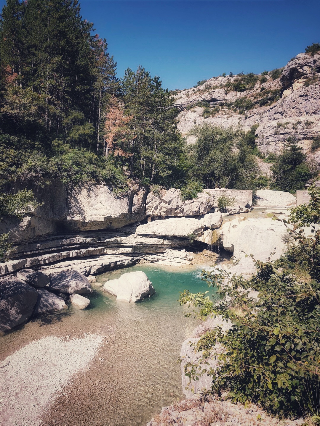 lilytoutsourire - la Provence Alpes Côte d'Azur autrement - les gorges de la Méouge(3)