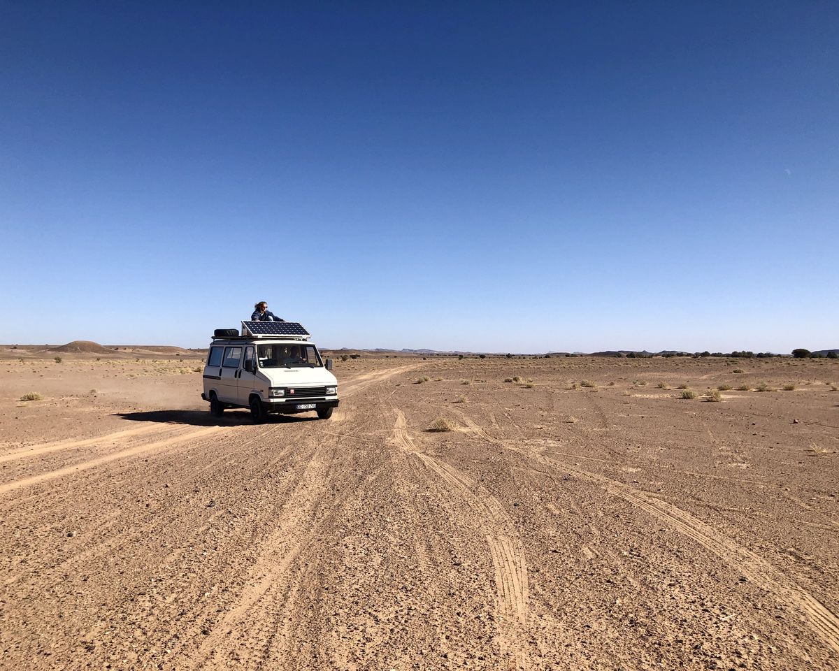 Le Maroc en van - hors piste à Fezzou dans le désert direction Merzouga